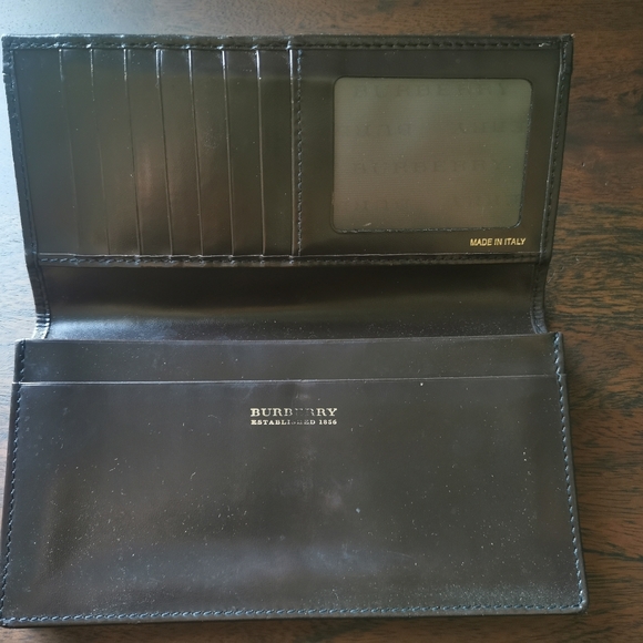 Burberry Wallet Authentic. Monogram Dark Leather. 7 x 4 - Picture 3 of 6